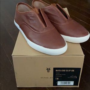 FRYE MAYA CVO Slip On: COGNAC
